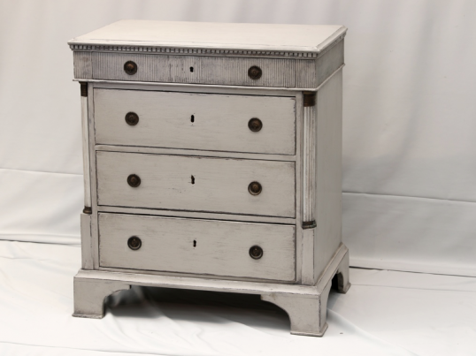 Gustavian Commode